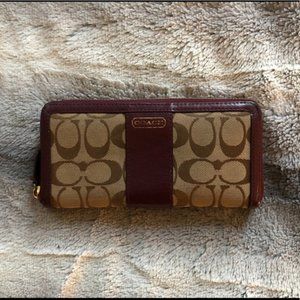 Coach - Classic Maroon Tan Logo Wallet